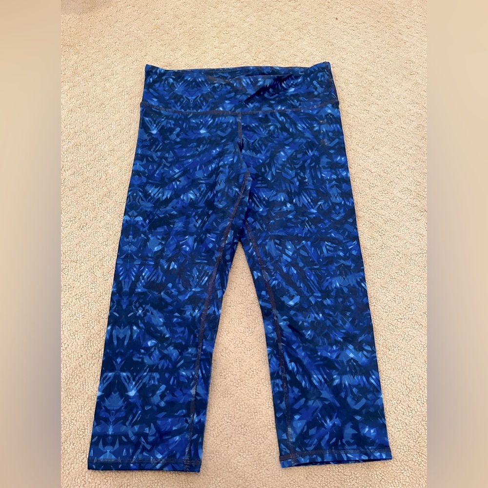 ALO BLUE PATTERN LEGGINGS
